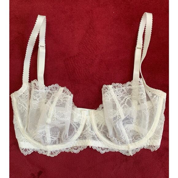 Journelle Cream Lace Balconette Style Underwire Bra 32G Worn Once